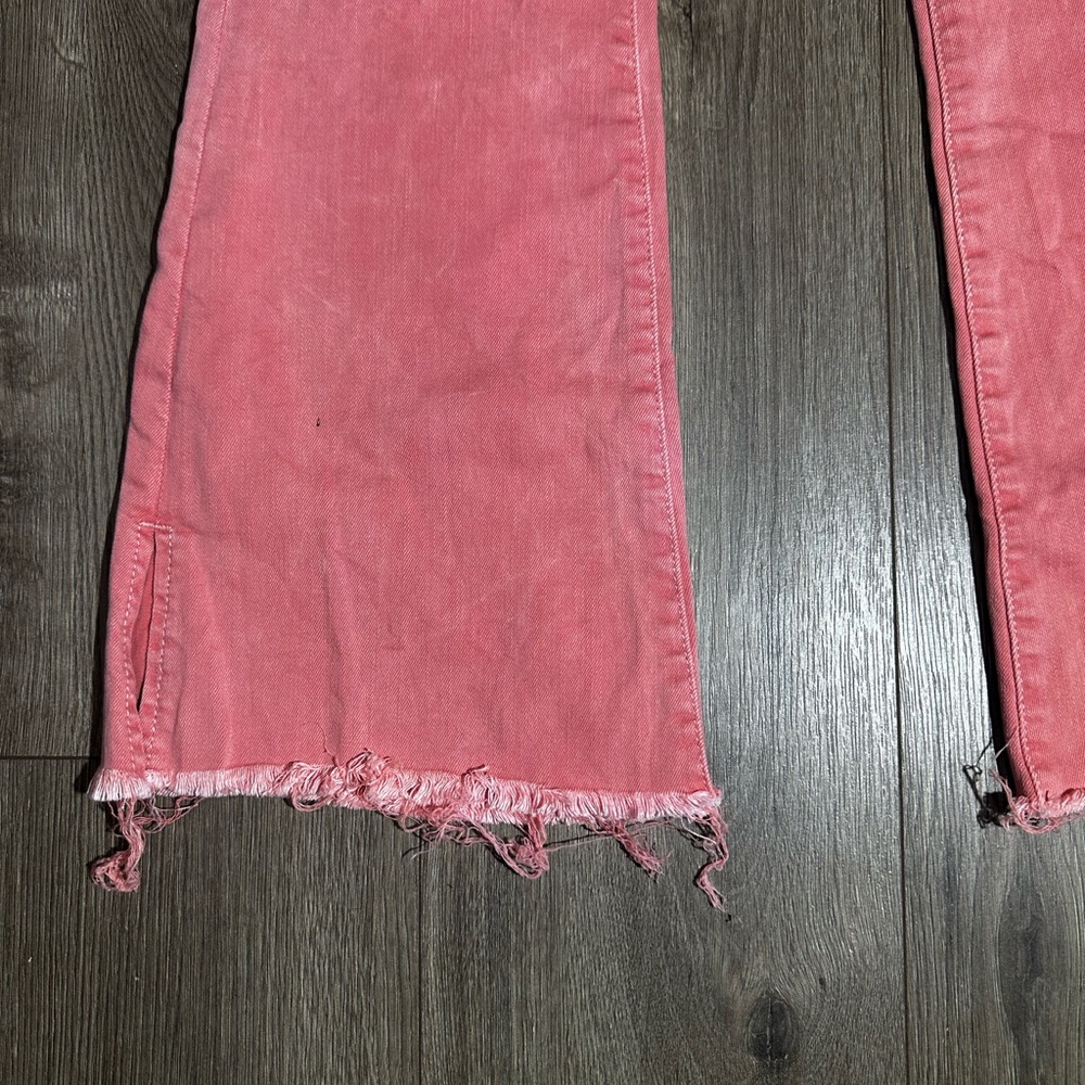 Women's Pink Wide-Leg Flare Jeans with Frayed Hem - Picture 8 of 16